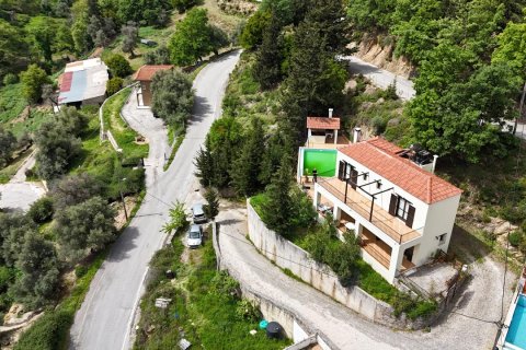 2 bedrooms House in Chania, Greece No. 104409 1