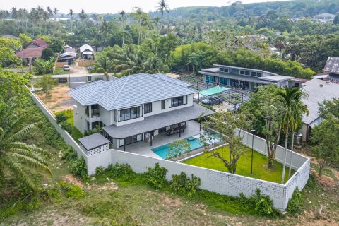 4 bedrooms Villa in Phuket, Thailand No. 87651 1