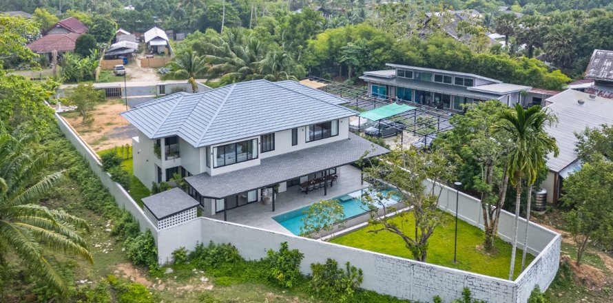 4 bedrooms Villa in Phuket, Thailand No. 87651