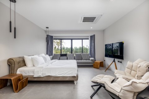 4 bedrooms Villa in Phuket, Thailand No. 87651 11
