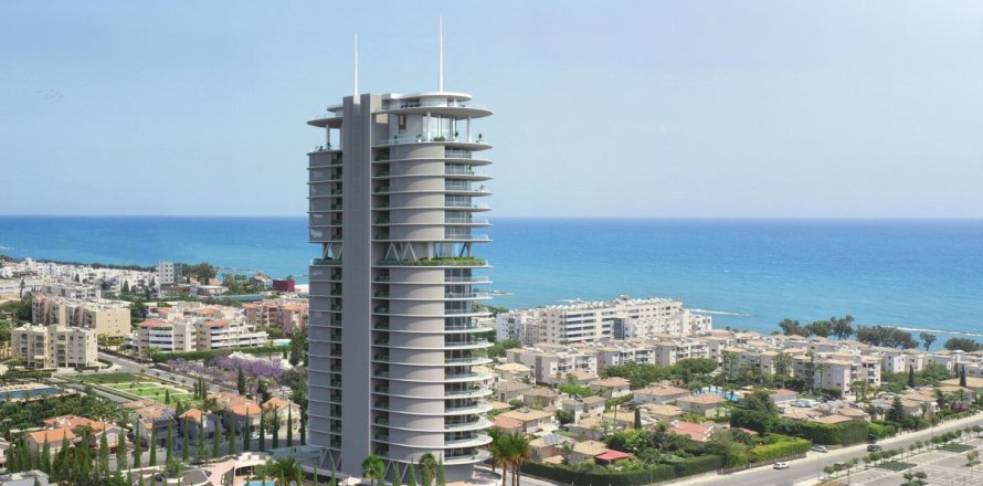 4 bedrooms Apartment in Germasogeia, Cyprus No. 48521