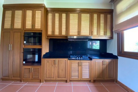 Дом с 4 спальнями в Чиангмай, Таиланд №96702 21