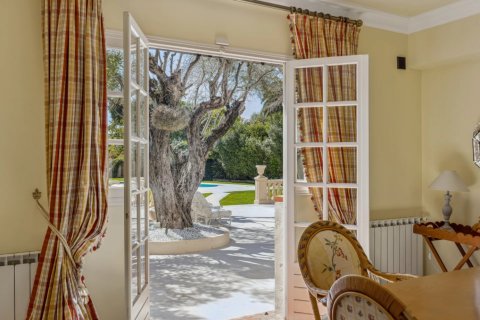 5 bedrooms House in Antibes, France No. 100260 15
