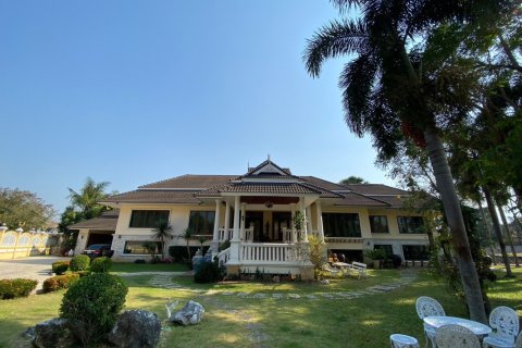 5 bedrooms House in Chiang Mai, Thailand No. 97522 2