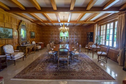 7 bedrooms Villa in Antibes, France No. 68769 20