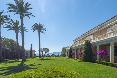 7 bedrooms Villa in Antibes, France No. 68769 30