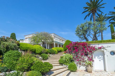 7 bedrooms Villa in Antibes, France No. 68769 4