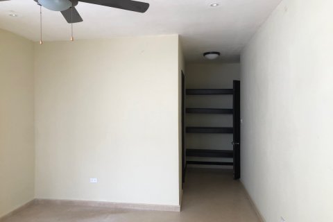 3 bedrooms Apartment in Panama City, Panama No. 109743 5