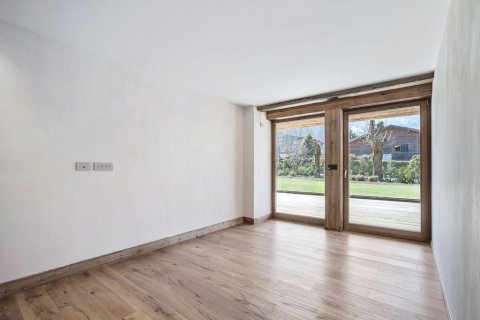 5 dormitorios House en Chamonix-Mont-Blanc, France No. 99968 15