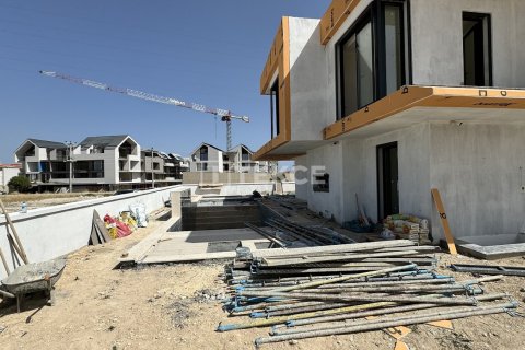 4 dormitorios Villa en Bich Dong, Vietnam No. 21956 19