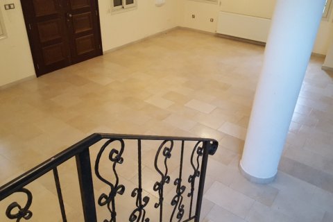 4 bedrooms Villa in Limassol, Cyprus No. 105908 10