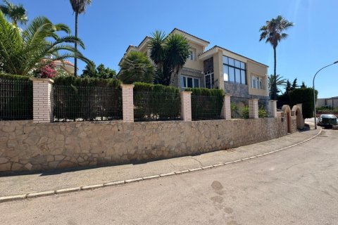 5 bedrooms Villa in Campoamor, Spain No. 124709