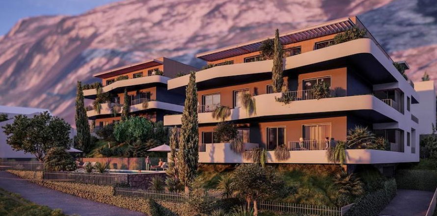 2 bedrooms Apartment in Kotor, Montenegro No. 104818