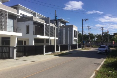 18 dormitorios Townhouse en Chiang Mai, Thailand No. 96700 21