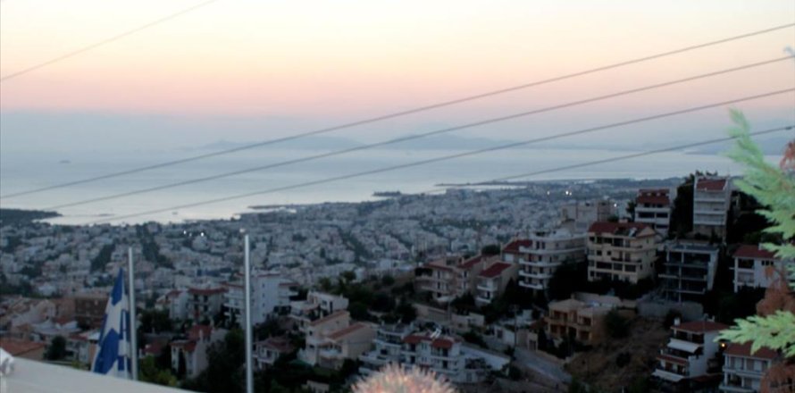 2 bedrooms Maisonette in Voula, Greece No. 59398