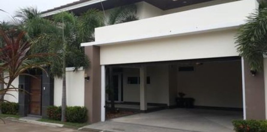 Вилла с 4 спальнями в Пляж Джомтьен, Таиланд №96556