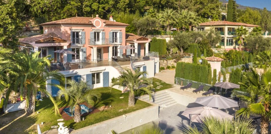 6 bedrooms Villa in Grasse, France No. 83444