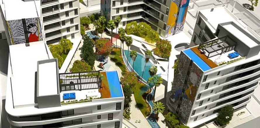 3 bedrooms Apartment in Limassol, Cyprus No. 82227