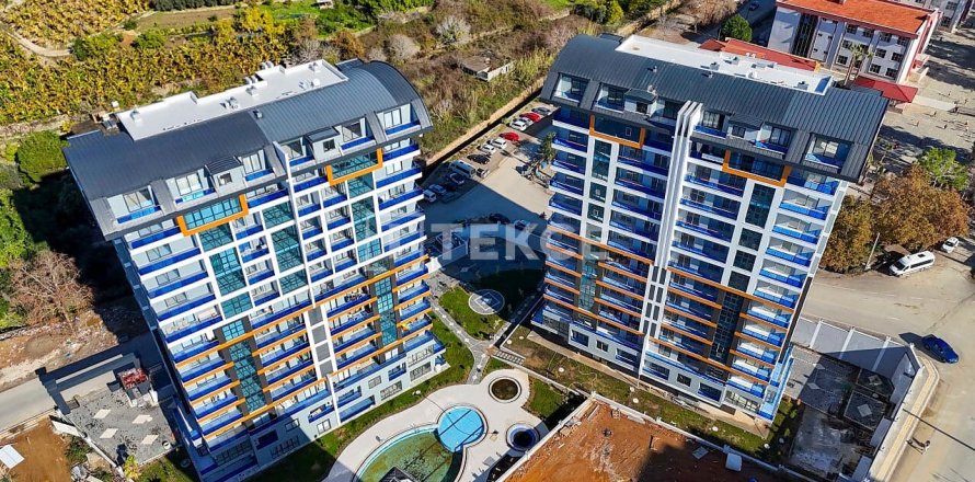 4 bedrooms Apartment in Alanya, Turkey No. 11027