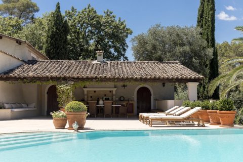 Вилла с 5 спальнями в Мужен, Франция №83479 2