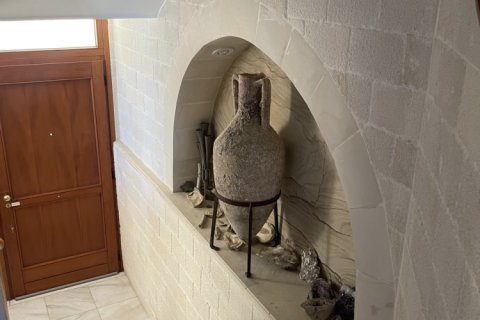 Вилла с 6 спальнями в Ираклион, Греция №23845 19