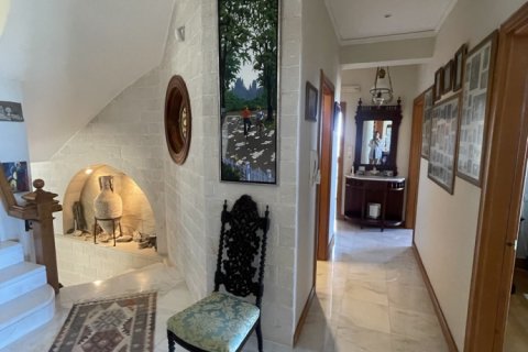 Вилла с 6 спальнями в Ираклион, Греция №23845 3