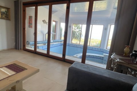 Вилла с 6 спальнями в Ираклион, Греция №23845 22