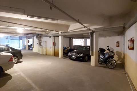 1080m² Commercial property in Kalamaria, Greece No. 56654 11