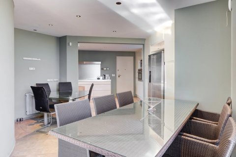 6 bedrooms House in Vallauris, France No. 75401 8