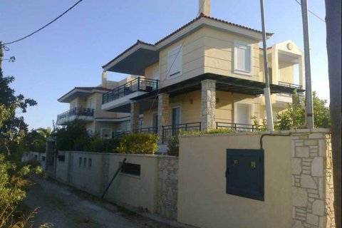 4 dormitorios Maisonette en Megara, Greece No. 60279 2