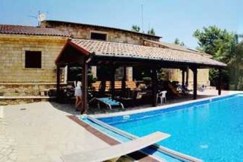 4 chambres Villa à Anglisides, Cyprus No. 100681 3