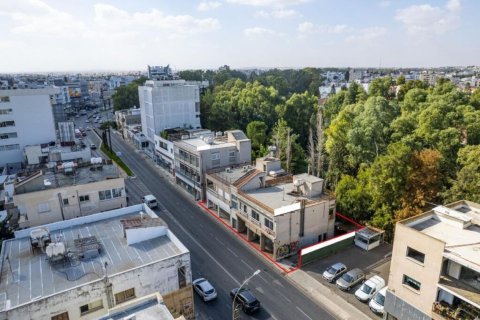 496m² Commercial property in Nicosia, Cyprus No. 105064 8