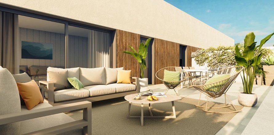 3 bedrooms Bungalow in Estepona, Spain No. 128770