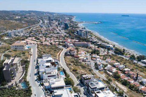 3 bedrooms Apartment in Agios Tychonas, Cyprus No. 81839 6