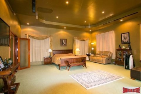 3 bedrooms Villa in Pattaya, Thailand No. 96582 16