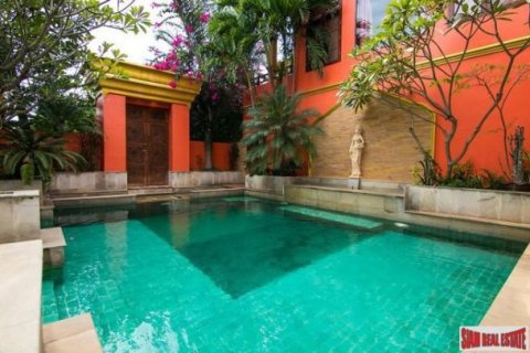3 bedrooms Villa in Pattaya, Thailand No. 96582 3