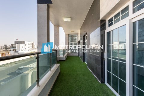 5 bedrooms Villa in Al Hadid W Al Solb Old Housing, Vietnam No. 89039 8