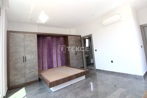 4 bedrooms Villa in Tan Xuan, Vietnam No. 11033 20