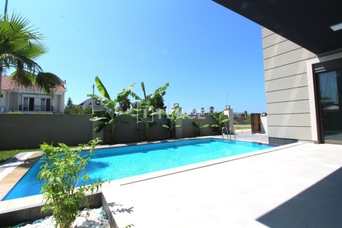 4 bedrooms Villa in Tan Xuan, Vietnam No. 11033 11