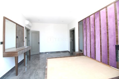 4 bedrooms Villa in Tan Xuan, Vietnam No. 11033 19