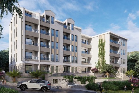 42m² Appartement à Budva, Montenegro No. 104742 1