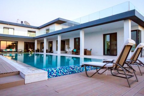 7 chambres Villa à Nicosia, Cyprus No. 105946 1