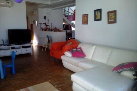 Дом с 4 спальнями в Айя Напа, Кипр №29644 6