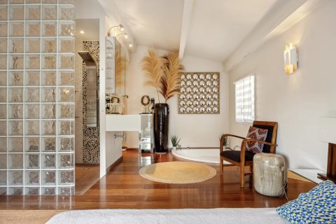 Дом с 4 спальнями в Канны, Франция №68045 9