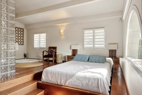 Дом с 4 спальнями в Канны, Франция №68045 8