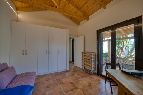 2 bedrooms House in Chania, Greece No. 104429 11