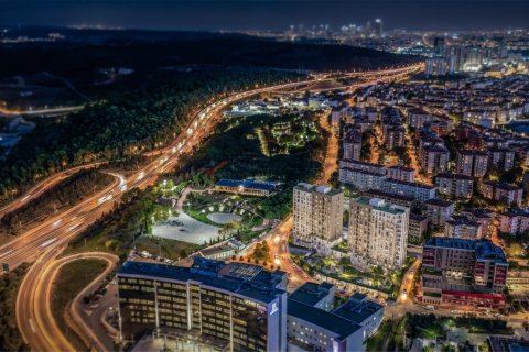 2 bedrooms Apartment in Gaziosmanpasa, Turkey No. 122040