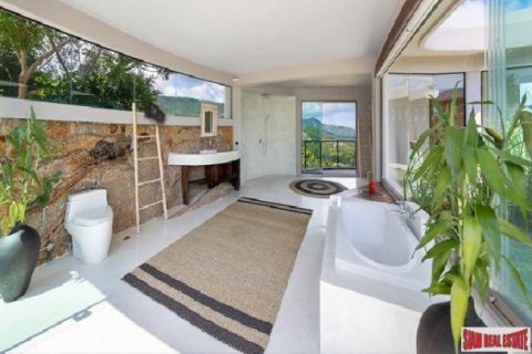 5 bedrooms Villa on the Chaweng Beach, Thailand No. 96211 13