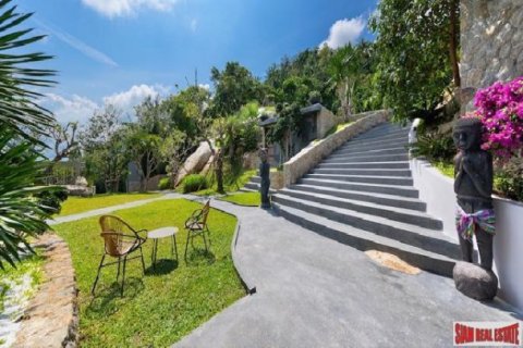 5 bedrooms Villa on the Chaweng Beach, Thailand No. 96211 16