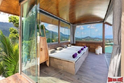 5 bedrooms Villa on the Chaweng Beach, Thailand No. 96211 19